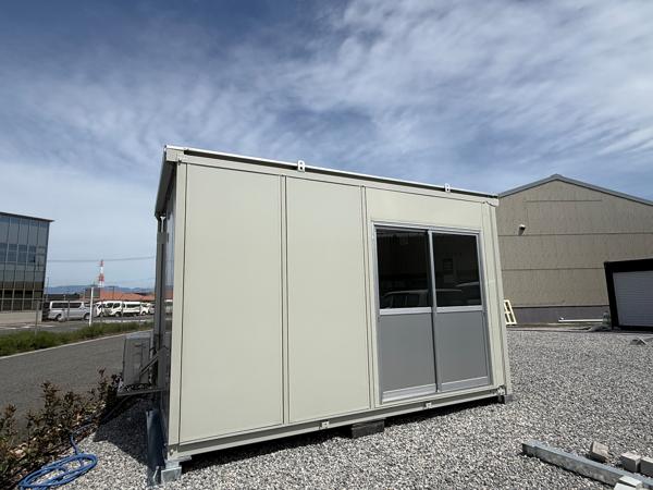 滋賀県栗東店/展示場の中古ユニットハウス・プレハブ・コンテナハウスCT-41J(2.83坪)の本体の外観