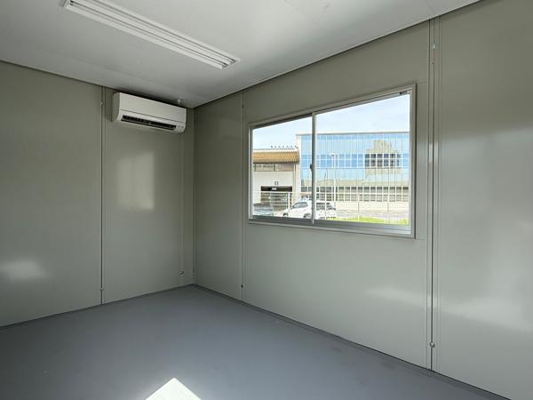 滋賀県栗東店/展示場の中古ユニットハウス・プレハブ・コンテナハウスCT-41J(2.83坪)の本体の内観