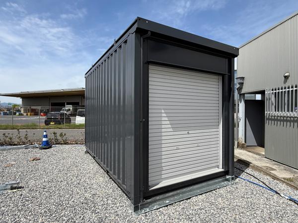 滋賀県栗東店/展示場の中古ユニットハウス・プレハブ・コンテナハウスCT-41JG(2.83坪)の本体の外観