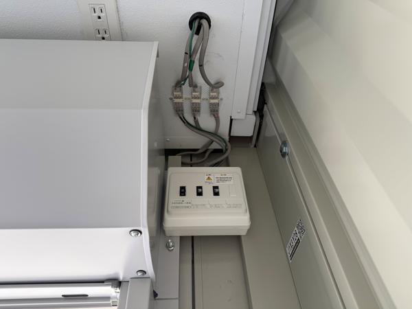 滋賀県栗東店/展示場の中古ユニットハウス・プレハブ・コンテナハウスCT-41JG(2.83坪)の各設備の分電盤