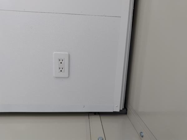 茨城県小美玉店/展示場の中古ユニットハウス・プレハブ・コンテナハウスCT-41J(2.83坪)の各設備のコンセント