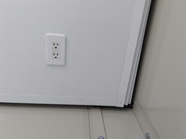 茨城県小美玉店/展示場の中古ユニットハウス・プレハブ・コンテナハウスCT-41J(2.83坪)の各設備のコンセント