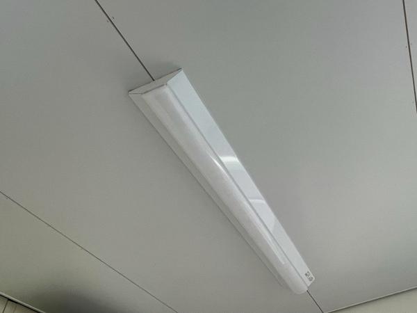 神奈川県厚木店/展示場の新棟ユニットハウス・プレハブ・コンテナハウス47MSL(3.02坪)の各設備の照明器具