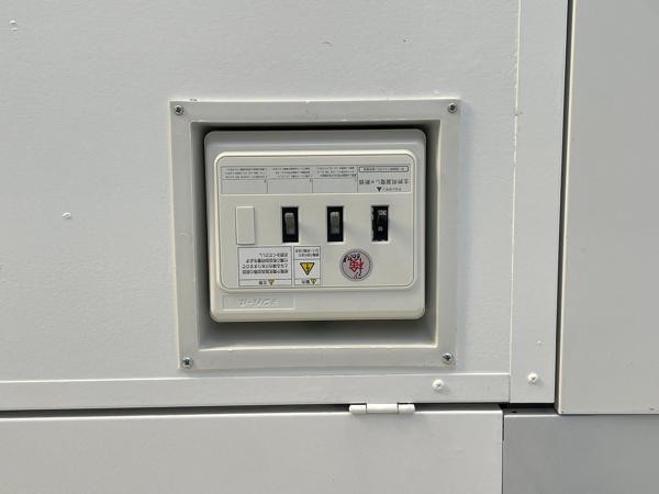 神奈川県厚木店/展示場の中古ユニットハウス・プレハブ・コンテナハウスCT-54J(7.60坪)の各設備の分電盤