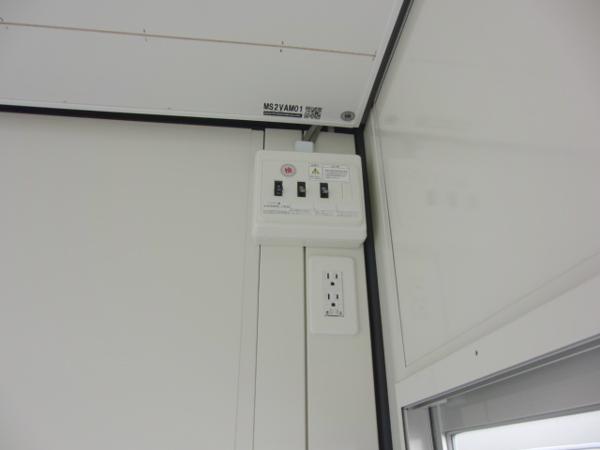 愛知県名古屋南店/展示場の新棟ユニットハウス・プレハブ・コンテナハウス29MSL(1.84坪)の本体の内観