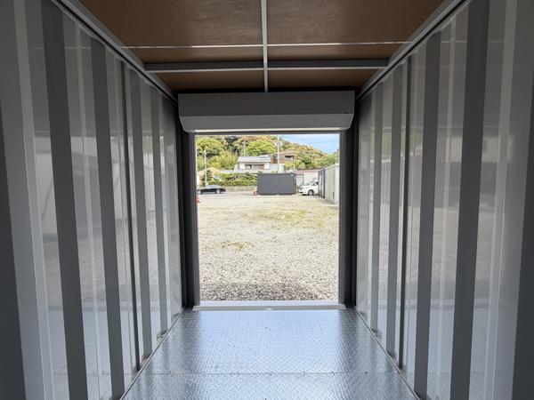 長崎県長崎店/展示場の新棟ユニットハウス・プレハブ・コンテナハウスGORILLA(1.52坪)の本体の内観