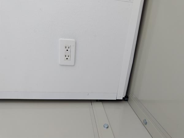 茨城県小美玉店/展示場の中古ユニットハウス・プレハブ・コンテナハウスCT-41J(2.83坪)の各設備のコンセント