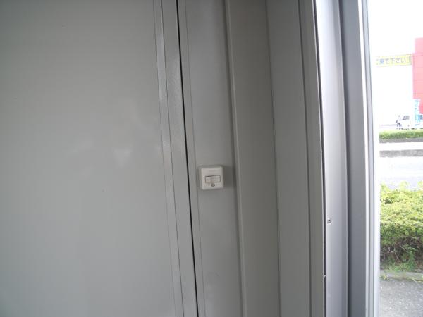 埼玉県花園インター店/展示場の中古ユニットハウス・プレハブ・コンテナハウスCT-32J(2.16坪)の各設備のスイッチ