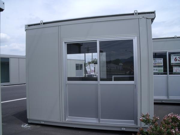 埼玉県花園インター店/展示場の中古ユニットハウス・プレハブ・コンテナハウスCT-32J(2.16坪)の本体の外観