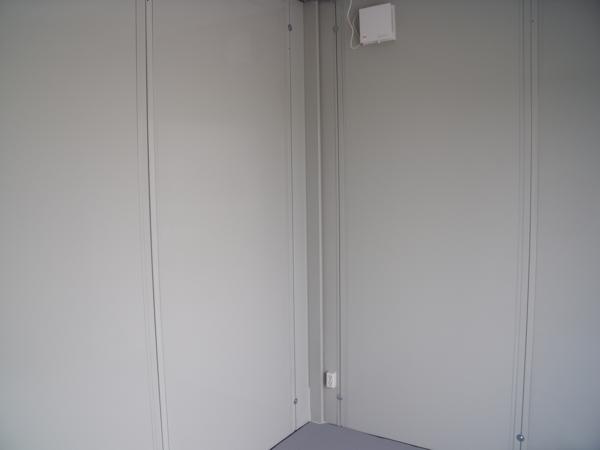 埼玉県花園インター店/展示場の中古ユニットハウス・プレハブ・コンテナハウスCT-32J(2.16坪)の本体の内観