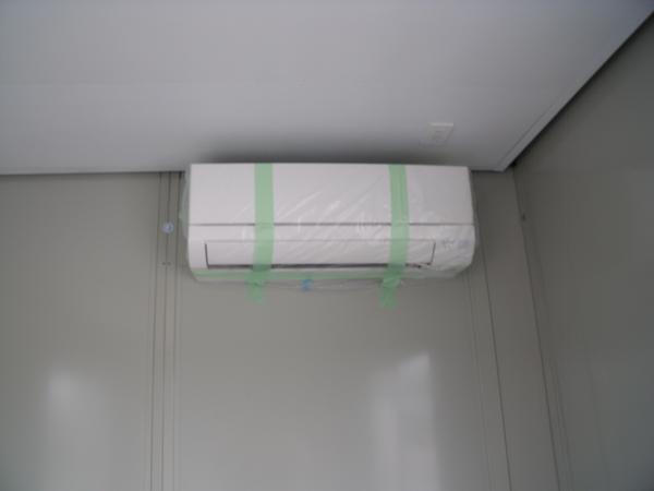 埼玉県花園インター店/展示場の中古ユニットハウス・プレハブ・コンテナハウスCT-41J(2.83坪)の各設備のエアコン