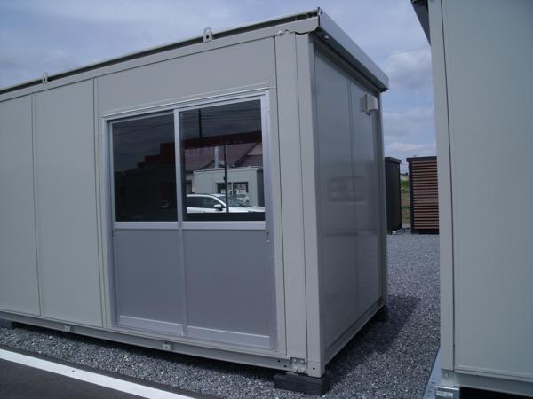 埼玉県花園インター店/展示場の中古ユニットハウス・プレハブ・コンテナハウスCT-41J(2.83坪)の本体の外観