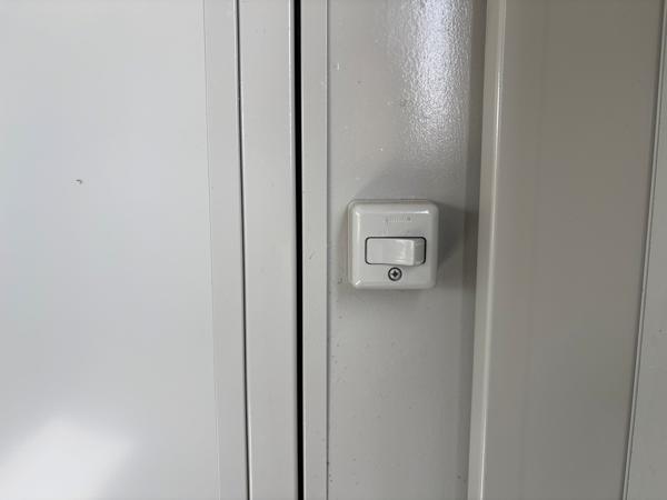 北海道帯広店/展示場の中古ユニットハウス・プレハブ・コンテナハウスCT-41J(2.83坪)の各設備のスイッチ