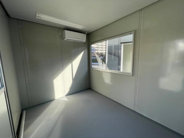 兵庫県伊丹店/展示場の中古ユニットハウス・プレハブ・コンテナハウスCT-32J(2.16坪)の本体の内観