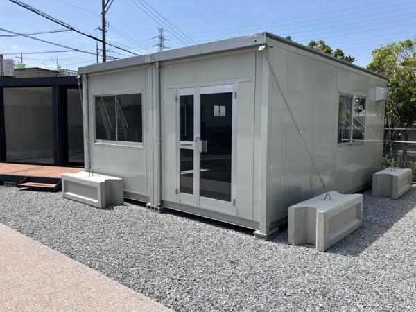 沖縄県うるま店/展示場　1/5OPENの中古ユニットハウス・プレハブ・コンテナハウスCT-54J(8.10坪)の本体の外観