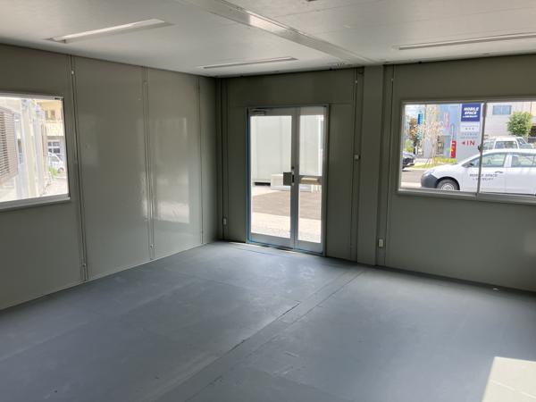 沖縄県うるま店/展示場　1/5OPENの中古ユニットハウス・プレハブ・コンテナハウスCT-54J(8.10坪)の本体の内観