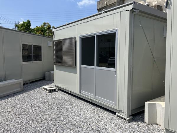沖縄県うるま店/展示場　1/5OPENの中古ユニットハウス・プレハブ・コンテナハウスCT-41J(2.83坪)の本体の外観