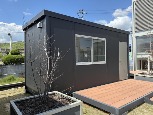 岡山県東岡山店/展示場の新棟ユニットハウス・プレハブ・コンテナハウス47MSL(3.02坪)の本体の外観