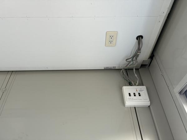 岡山県東岡山店/展示場の中古ユニットハウス・プレハブ・コンテナハウスCT-32J(2.16坪)の各設備の分電盤