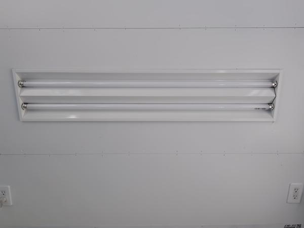 新潟県三条店/展示場の中古ユニットハウス・プレハブ・コンテナハウスCT-32J(2.16坪)の各設備の照明器具