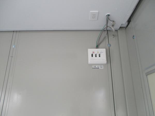 岐阜県各務原店/展示場の中古ユニットハウス・プレハブ・コンテナハウスCT-32J(2.16坪)の各設備の分電盤