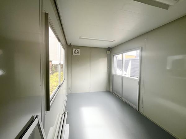 愛知県名古屋緑店/展示場の中古ユニットハウス・プレハブ・コンテナハウスCT-42J(2.86坪)の本体の内観