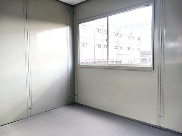 香川県高松出張所/展示場の中古ユニットハウス・プレハブ・コンテナハウスCT-32J(2.16坪)の本体の内観