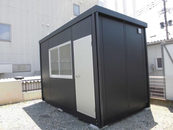 福岡県太宰府店/展示場の新棟ユニットハウス・プレハブ・コンテナハウス38MSL(2.43坪)の本体の外観