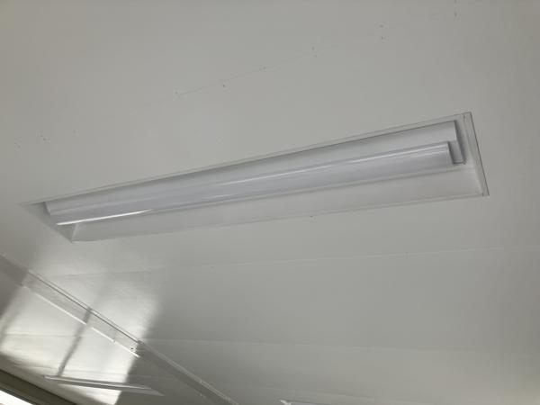 東京都町田店/展示場の中古ユニットハウス・プレハブ・コンテナハウスCT-54J(7.60坪)の各設備の照明器具