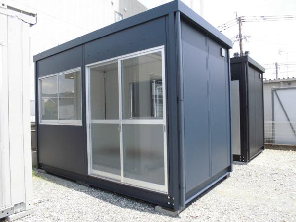 福岡県太宰府店/展示場の新棟ユニットハウス・プレハブ・コンテナハウス38MSL(2.43坪)の本体の外観
