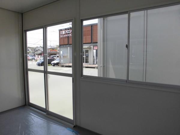 福岡県太宰府店/展示場の新棟ユニットハウス・プレハブ・コンテナハウス38MSL(2.43坪)の本体の内観