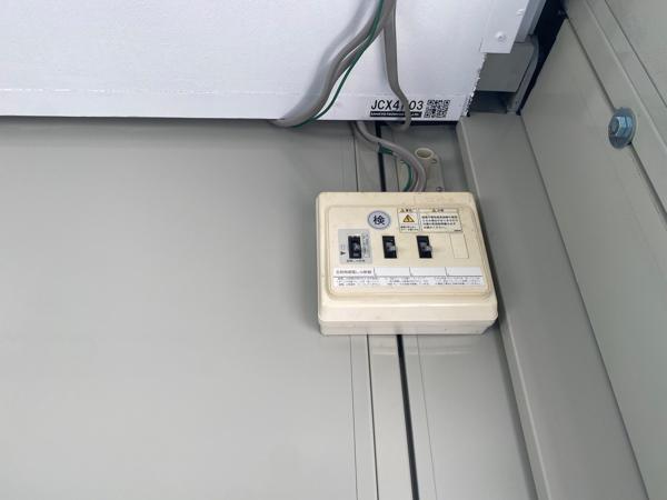 福岡県宗像店/展示場の中古ユニットハウス・プレハブ・コンテナハウスCT-32J(2.16坪)の各設備の分電盤