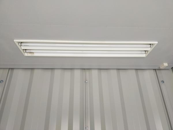 岡山県笠岡店/展示場の中古ユニットハウス・プレハブ・コンテナハウスCT-32JG(2.16坪)の各設備の照明器具