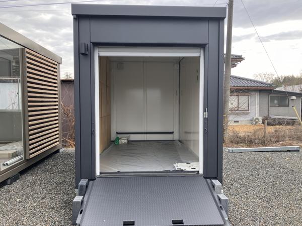 栃木県矢板店/展示場の新棟ユニットハウス・プレハブ・コンテナハウス38MSL BIKE GARAGE(2.43坪)の本体の外観