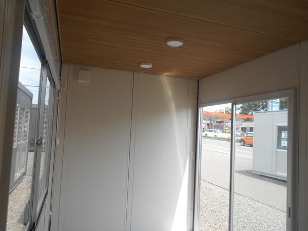 福島県須賀川店/展示場の新棟ユニットハウス・プレハブ・コンテナハウス38MSL(2.43坪)の本体の外観