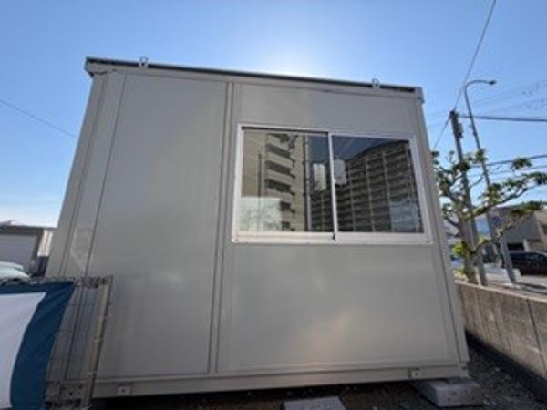 兵庫県伊丹店/展示場の中古ユニットハウス・プレハブ・コンテナハウスCT-32J(2.16坪)の本体の外観