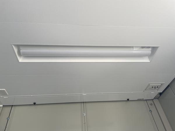 茨城県神栖店/展示場の中古ユニットハウス・プレハブ・コンテナハウスCT-54J(7.86坪)の各設備の照明器具