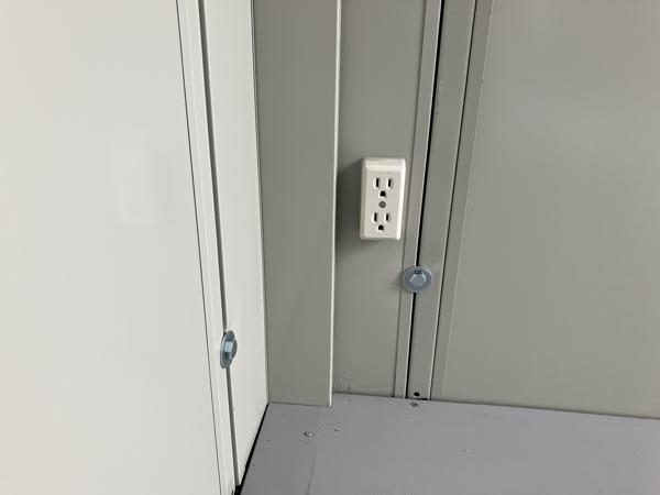 大阪府枚方店/展示場の中古ユニットハウス・プレハブ・コンテナハウスCT-41J(2.83坪)の各設備のコンセント