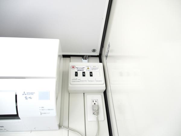 京都府亀岡店/展示場の新棟ユニットハウス・プレハブ・コンテナハウス47MSL(3.02坪)の各設備の分電盤