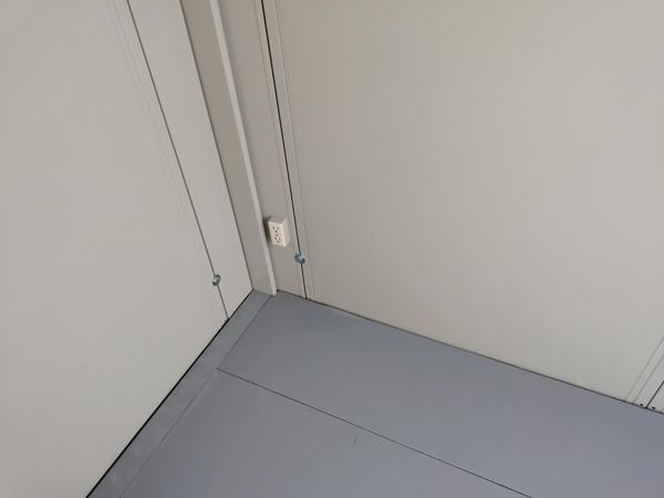 岩手県盛岡営業所/総合展示場の中古ユニットハウス・プレハブ・コンテナハウスCT-32J(2.16坪)の各設備のコンセント