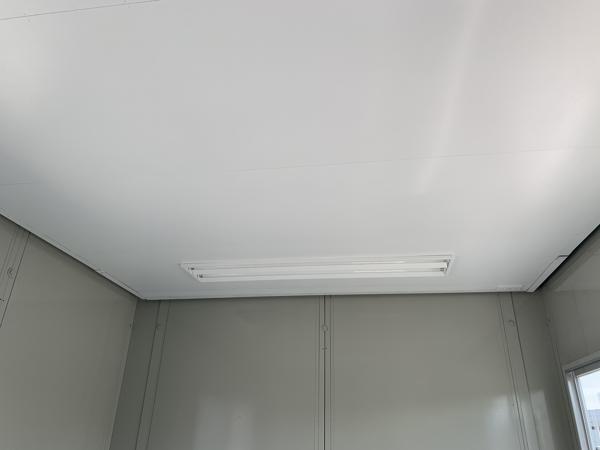 栃木県矢板店/展示場の中古ユニットハウス・プレハブ・コンテナハウスCT-32J(2.16坪)の各設備の照明器具