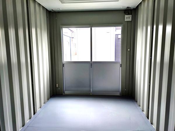 岩手県盛岡営業所/総合展示場の中古ユニットハウス・プレハブ・コンテナハウス波板付き