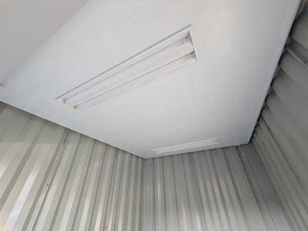 愛媛県松山出張所/総合展示場の中古ユニットハウス・プレハブ・コンテナハウスCT-32JG(2.16坪)の各設備の照明器具
