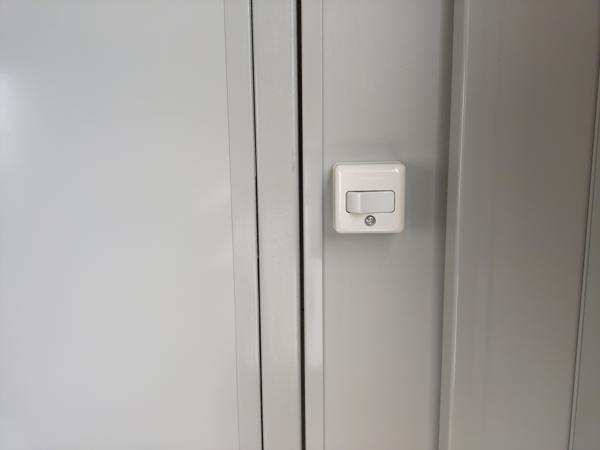 茨城県神栖店/展示場の中古ユニットハウス・プレハブ・コンテナハウスCT-41J(2.83坪)の各設備のスイッチ