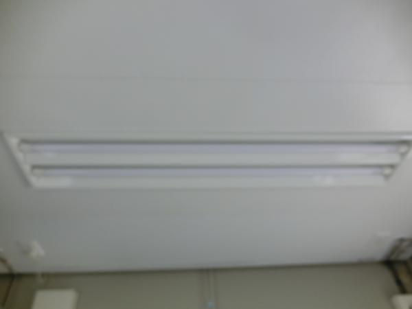 長野県上田総合展示場の中古ユニットハウス・プレハブ・コンテナハウスCT-32J(2.16坪)の各設備の照明器具