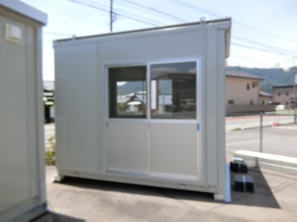 長野県上田総合展示場の中古ユニットハウス・プレハブ・コンテナハウスCT-32J(2.16坪)の本体の外観