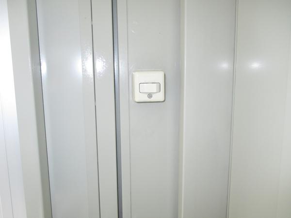 奈良県奈良店/展示場の中古ユニットハウス・プレハブ・コンテナハウスCT-32J(2.16坪)の本体の内観