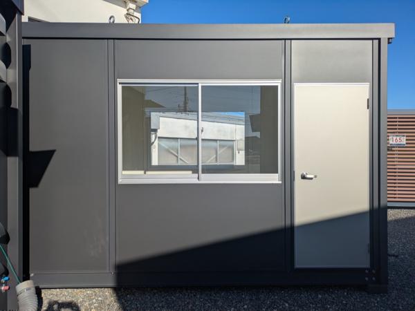 石川県七尾店/展示場の新棟ユニットハウス・プレハブ・コンテナハウス38MSL(2.43坪)の本体の外観