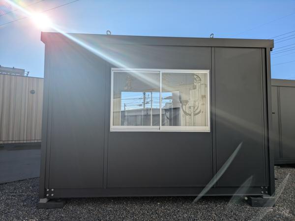 石川県七尾店/展示場の新棟ユニットハウス・プレハブ・コンテナハウス38MSL(2.43坪)の本体の外観