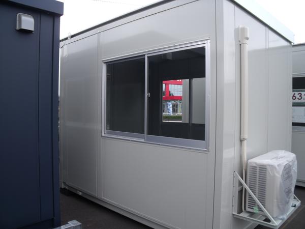 埼玉県花園インター店/展示場の中古ユニットハウス・プレハブ・コンテナハウスCT-32J(2.16坪)の本体の外観